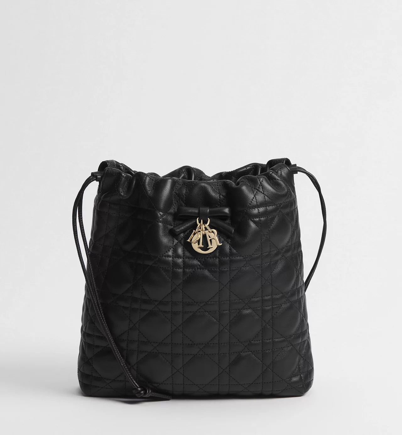 Adiorable Mini Bucket Bag Black Cannage Lambskin /Reference: S2611OUQA_M900