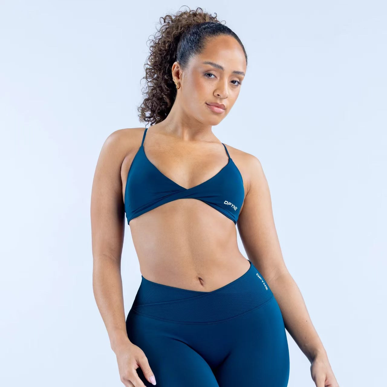 Custom Women’s High-Waisted V-Waist Seamless Biker Shorts – Private Label Yoga & Gym Activewear OEM