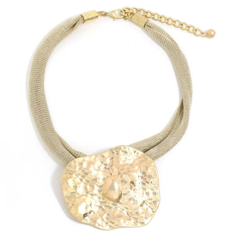 Custom Handcrafted Hammered Gold Organic Pendant Mesh Choker Necklace – Private Label Jewelry OEM