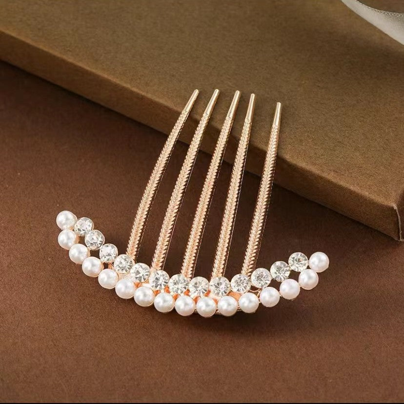 Pearl-studded hairpins for women, new and high-end design, perfect for intricate hairstyles. A must-have accessory for adding a touch of sophistication to your hairstyle