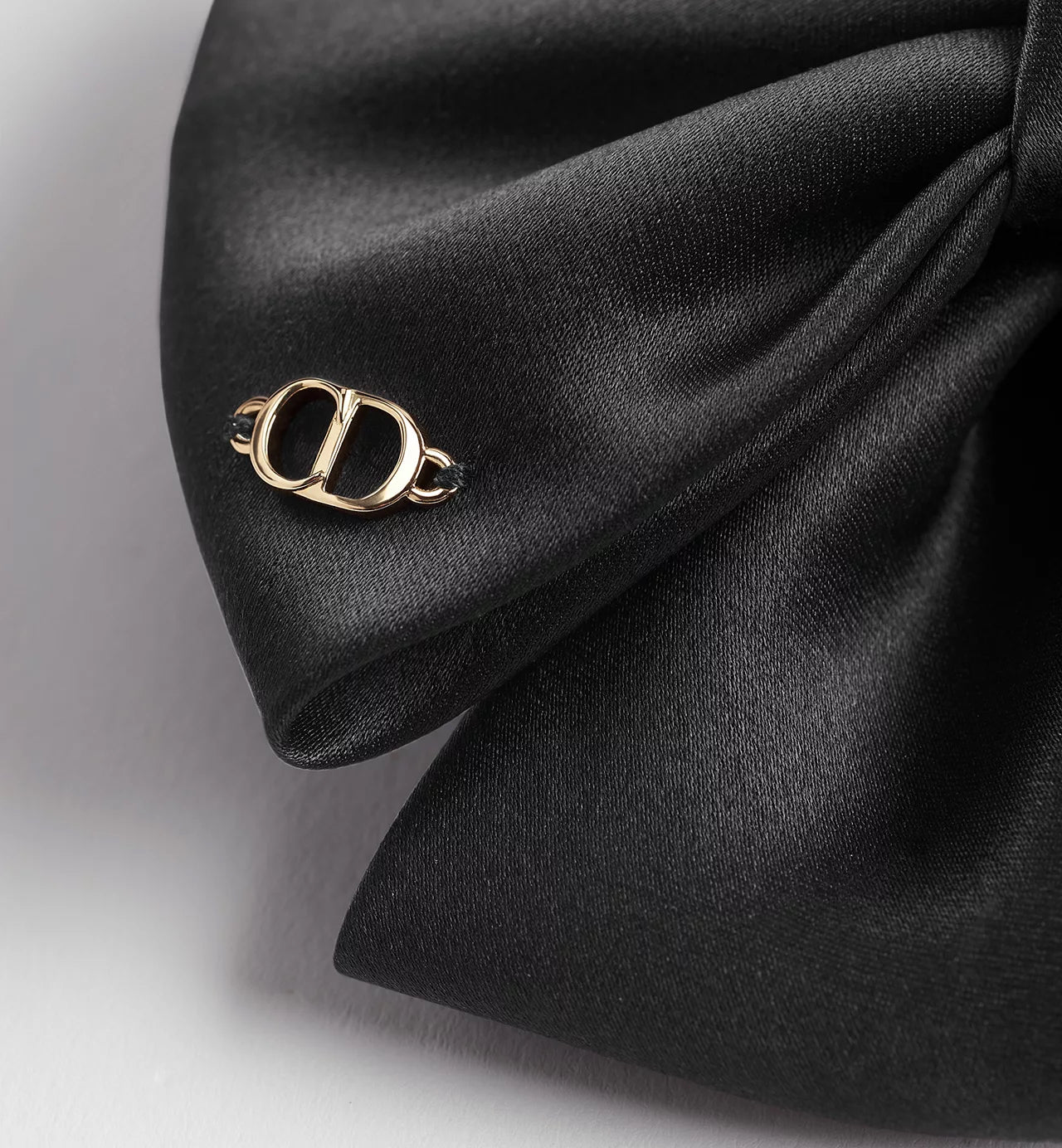 Dior Coquette Barrette Black Silk Satin / Reference: CPA00279ESAT_C900