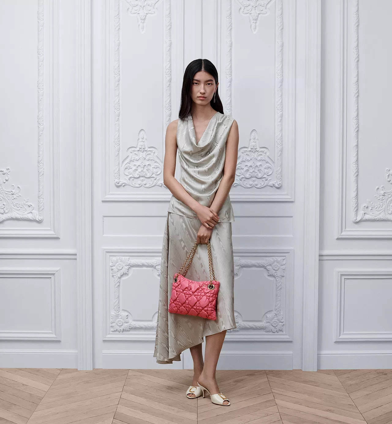 Small Dior Crunchy Bag Fraise Puffy Macrocannage Calfskin /Reference: M1416OHTM_M27N