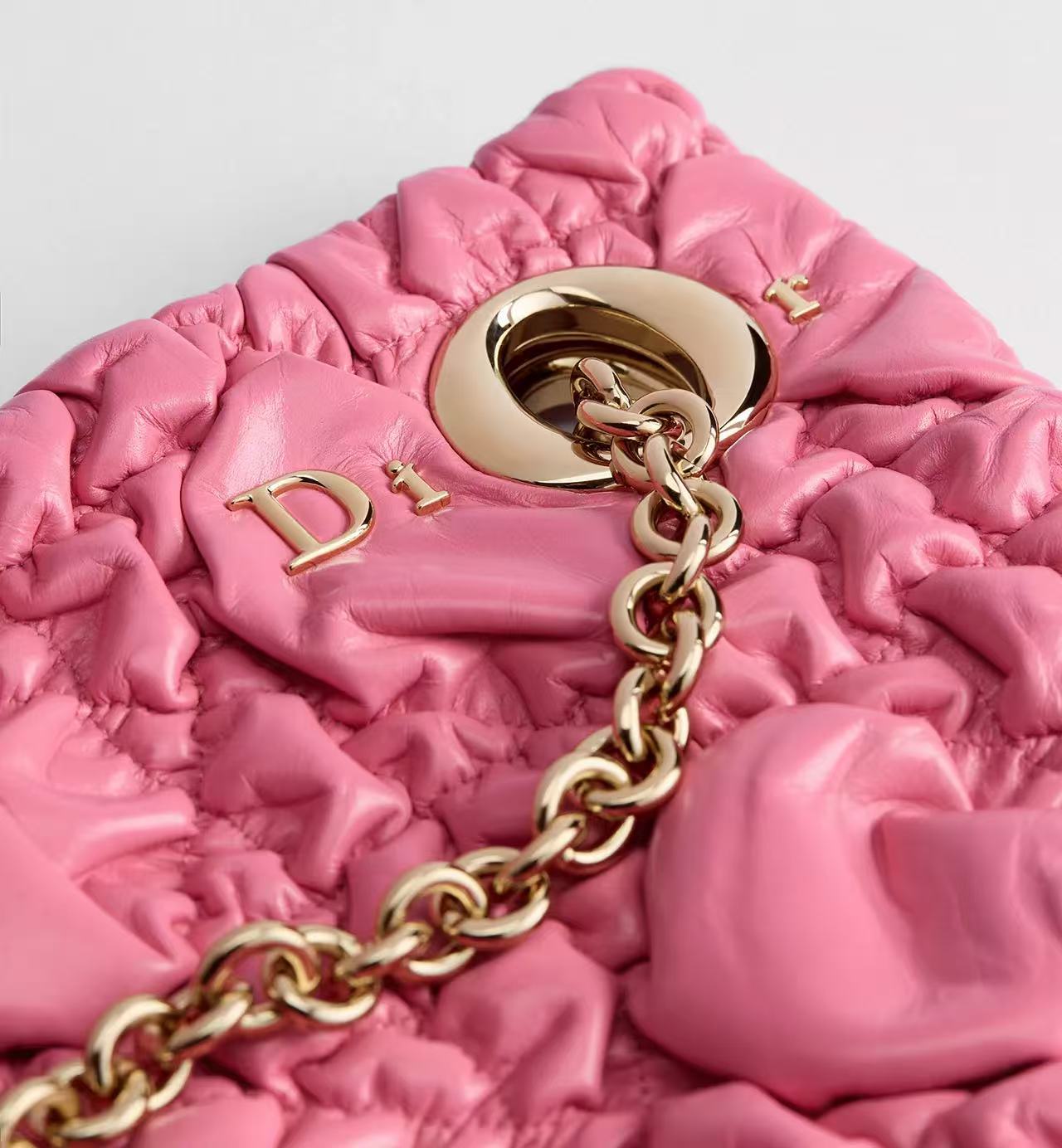 Small Dior Crunchy Bag Fraise Puffy Macrocannage Calfskin /Reference: M1416OHTM_M27N