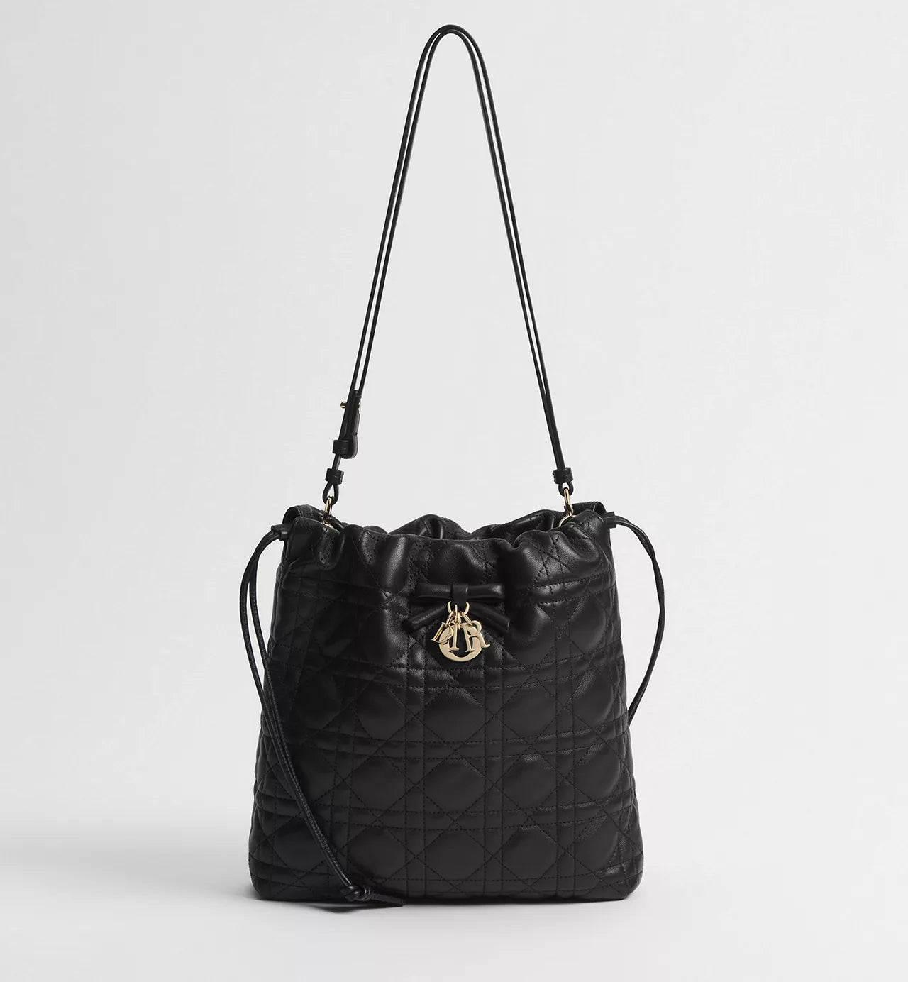 Adiorable Mini Bucket Bag Black Cannage Lambskin /Reference: S2611OUQA_M900