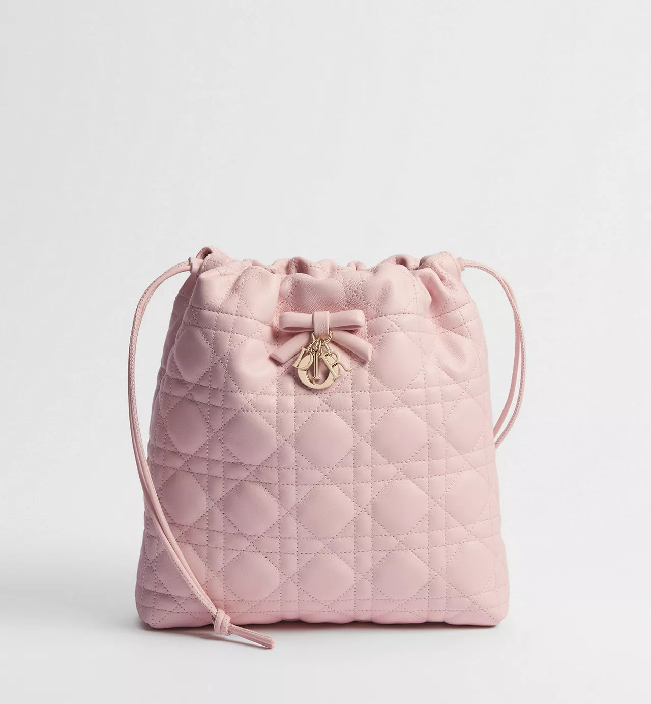 Adiorable Mini Bucket Bag Soupir Pink Cannage Lambskin /Reference: S2611OUQA_M19N