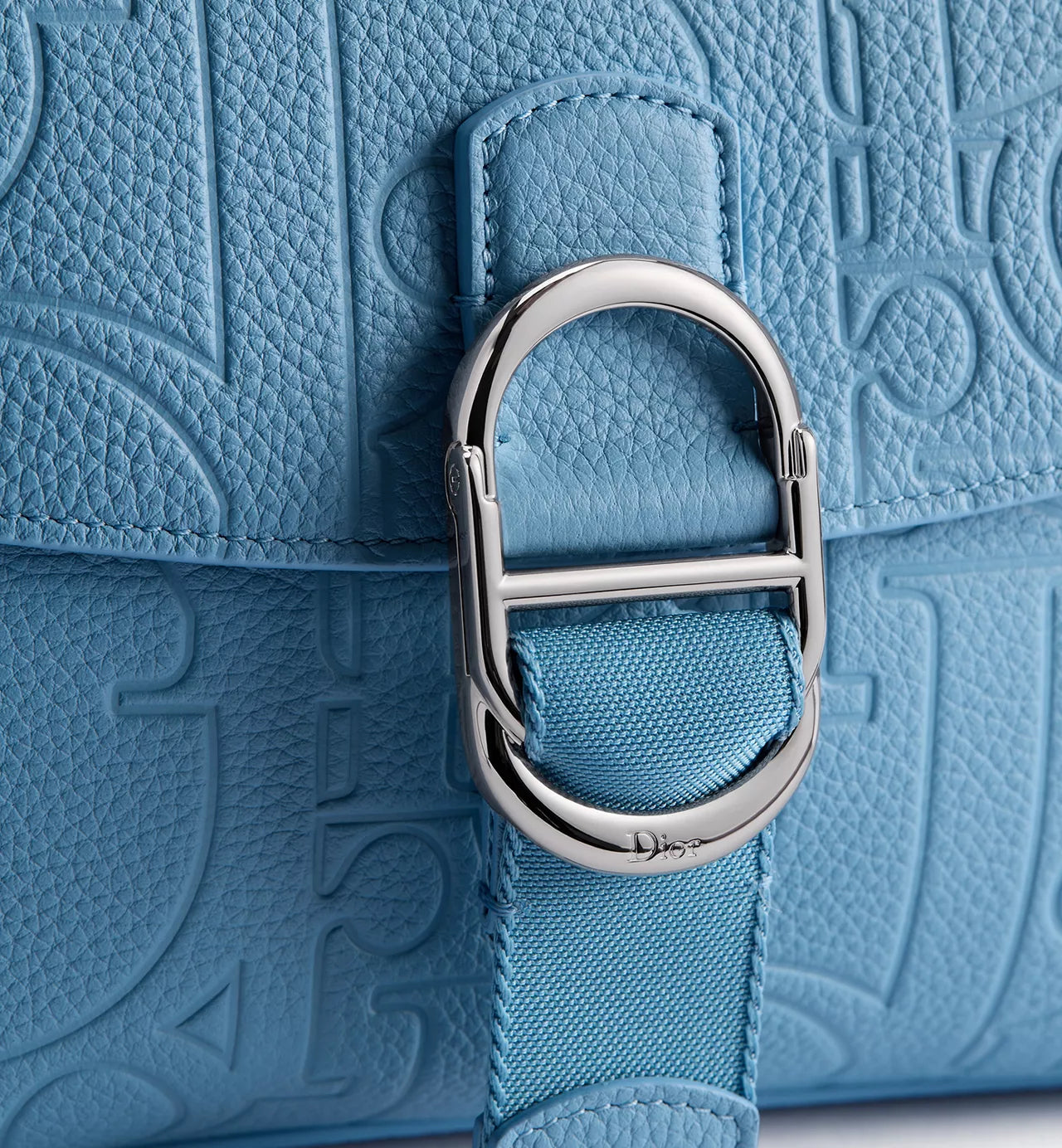 Dior Jett Zipped Messenger Bag Myosotis Blue Dior Gravity Leather /Reference: 1DBPO471MLL_H522
