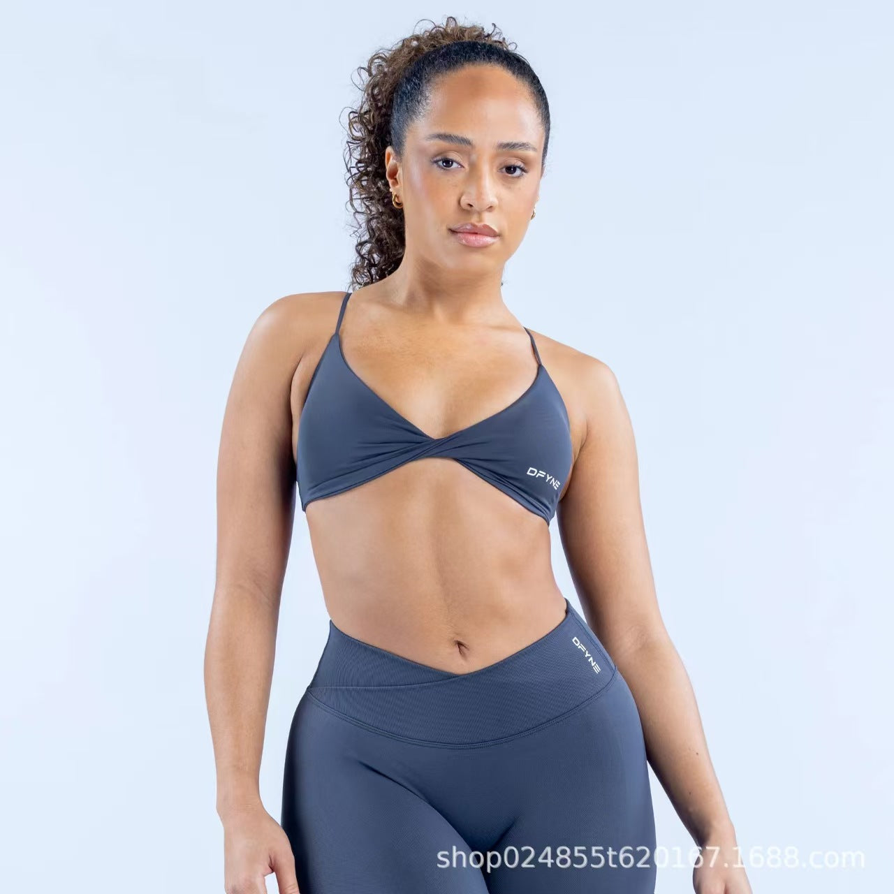 Custom Women’s High-Waisted V-Waist Seamless Biker Shorts – Private Label Yoga & Gym Activewear OEM