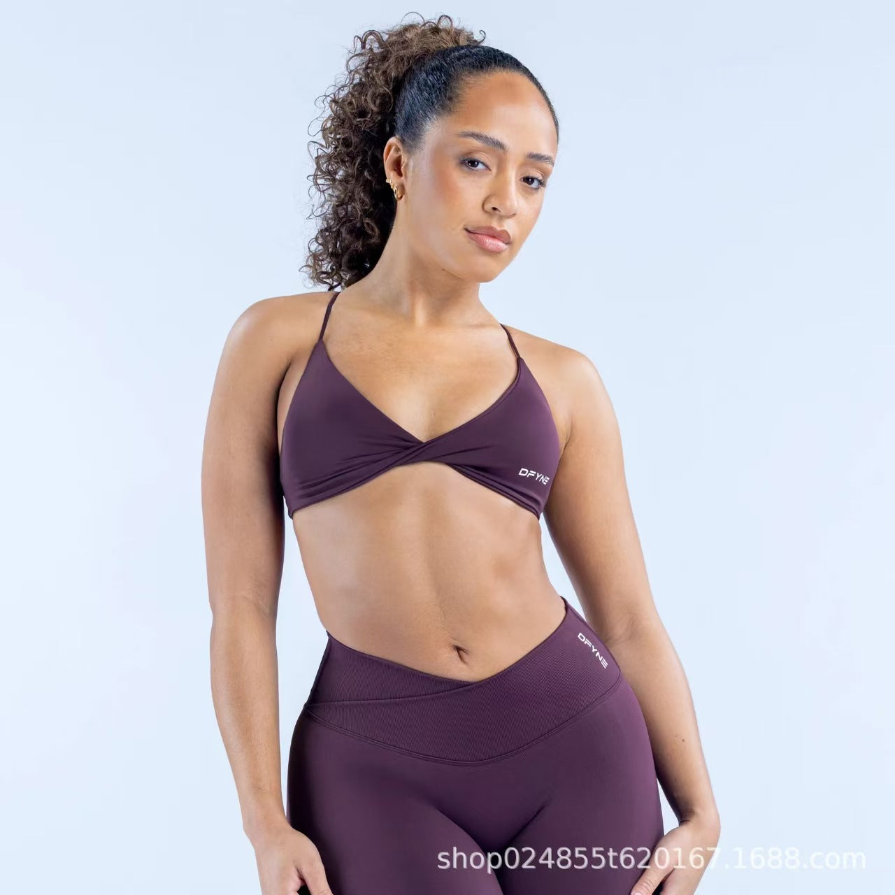 Custom Women’s High-Waisted V-Waist Seamless Biker Shorts – Private Label Yoga & Gym Activewear OEM