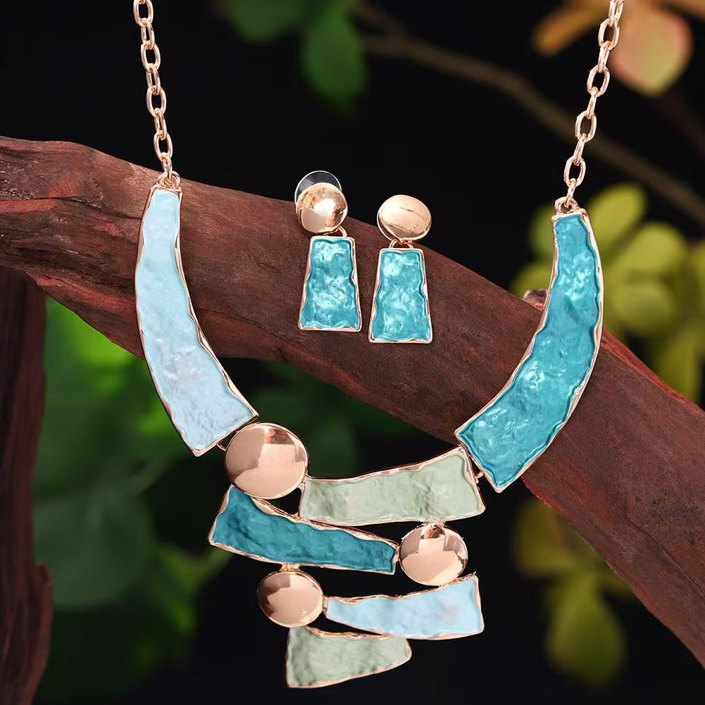 Custom Handcrafted Mixed-Metal Hammered Geometric Statement Necklace – Private Label Jewelry OEM