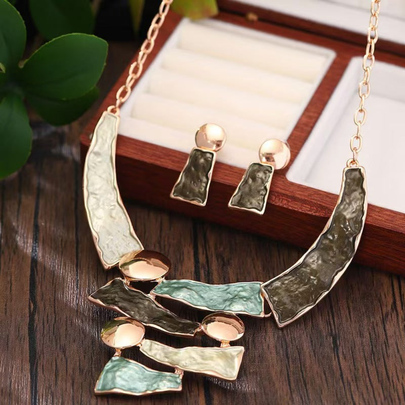 Custom Handcrafted Mixed-Metal Hammered Geometric Statement Necklace – Private Label Jewelry OEM